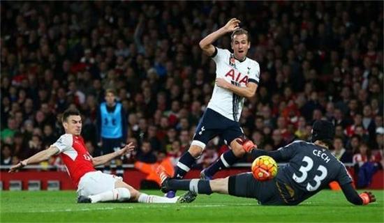 三分线外 三分线外